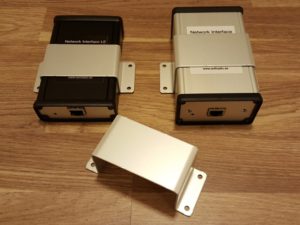 Interface mounting bracketss